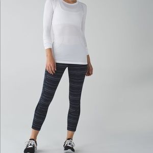 Lululemon pace rival crops